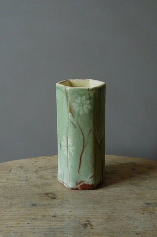 hexagonal_vase