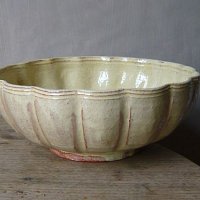 largescallopedcreambowl