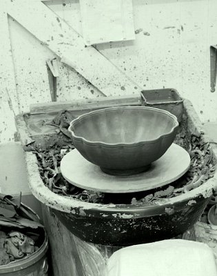 Scalloped bowl on the wheel